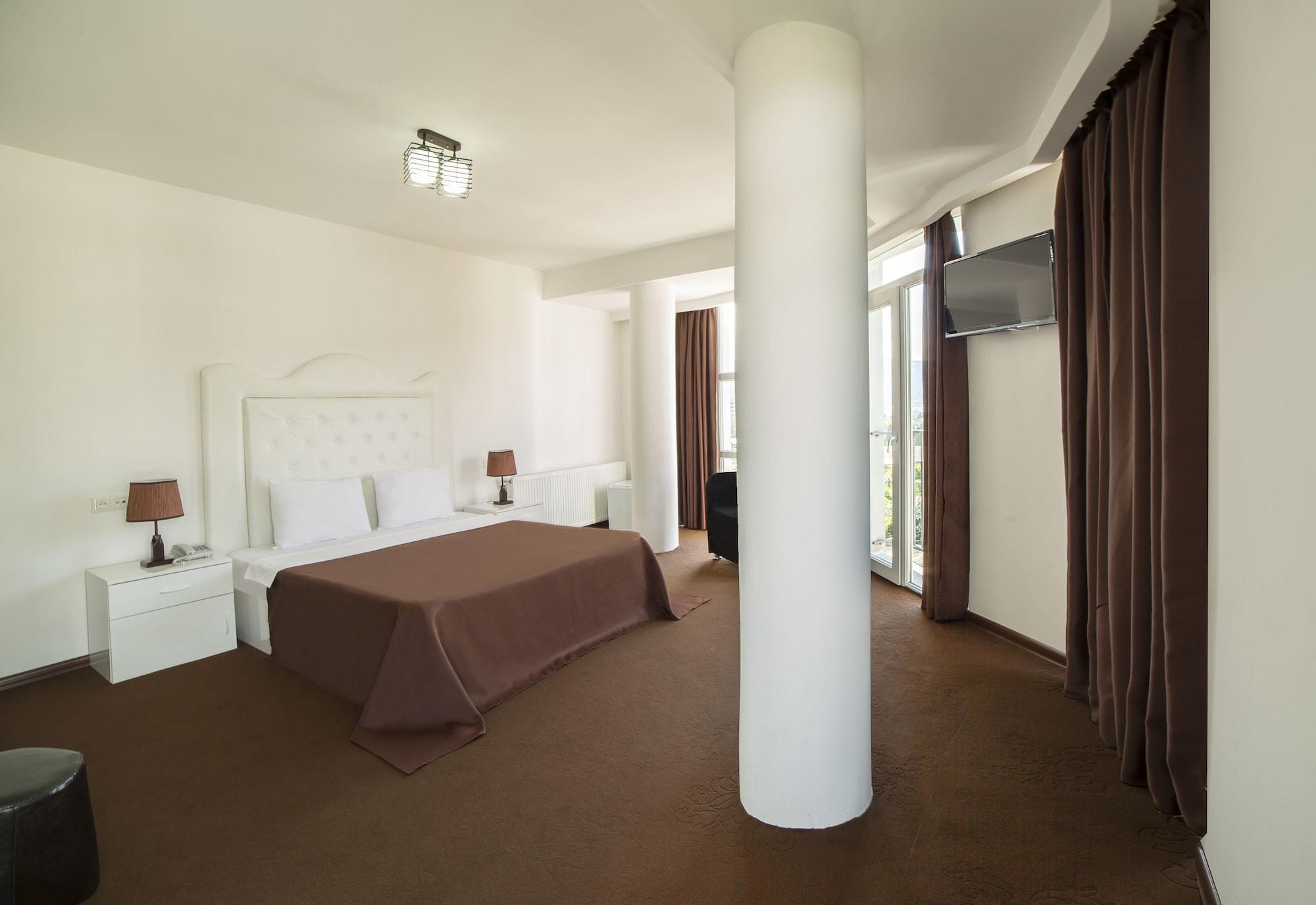 Hotel Grand Palace Tbilisi Exterior photo