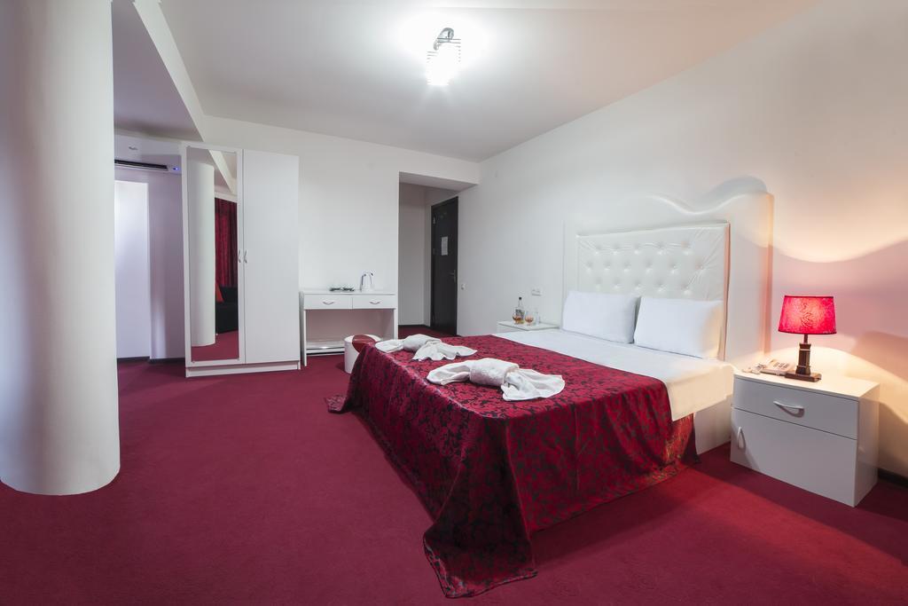 Hotel Grand Palace Tbilisi Exterior photo
